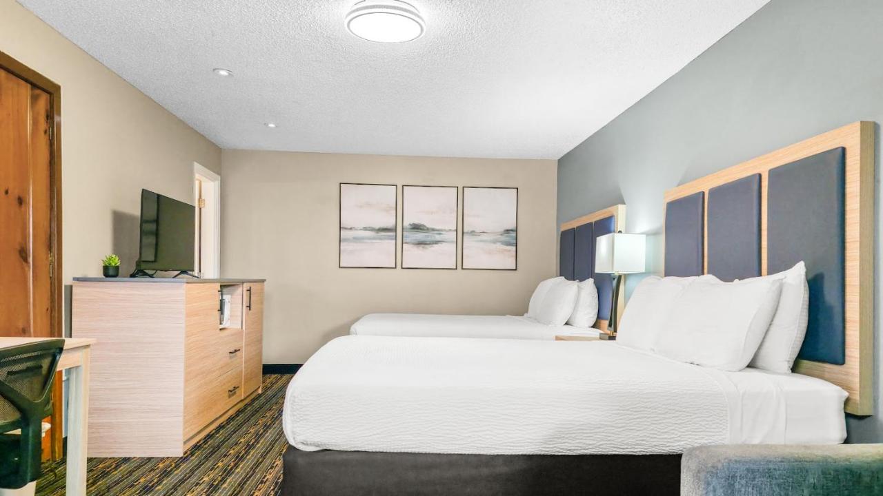 Courtesy Inn — photo 24