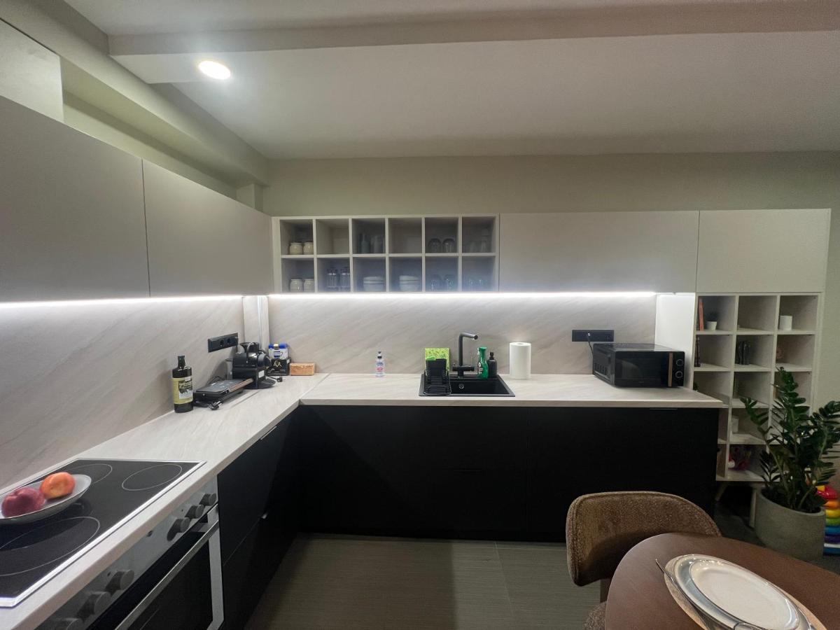Elsta Stay Marousi Apartment - 3