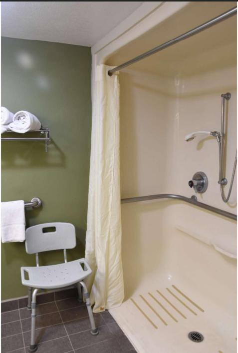 Sky Harbor Airport Inn — photo 21