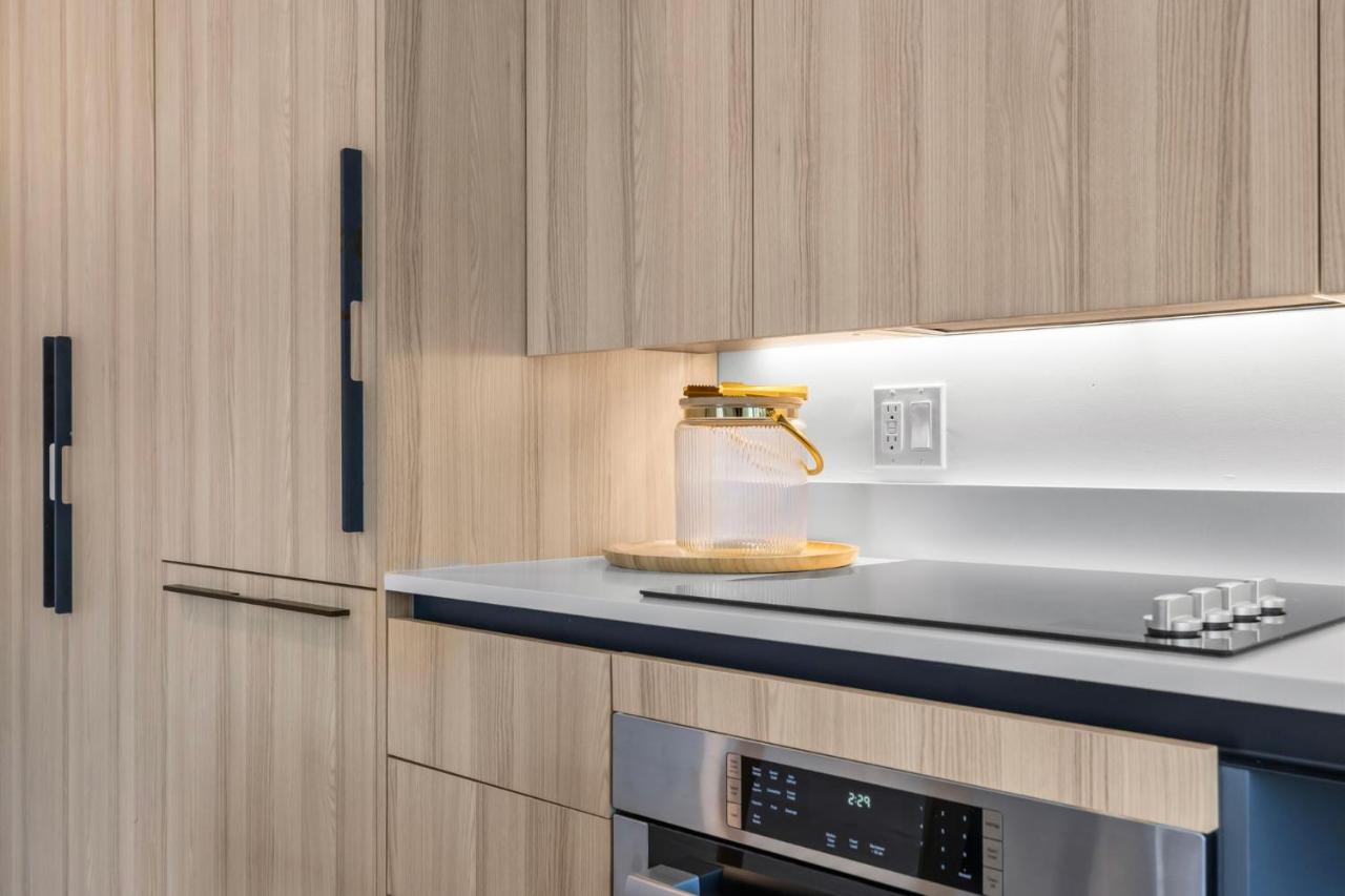 Luxury Condo in Downtown Miami - 3