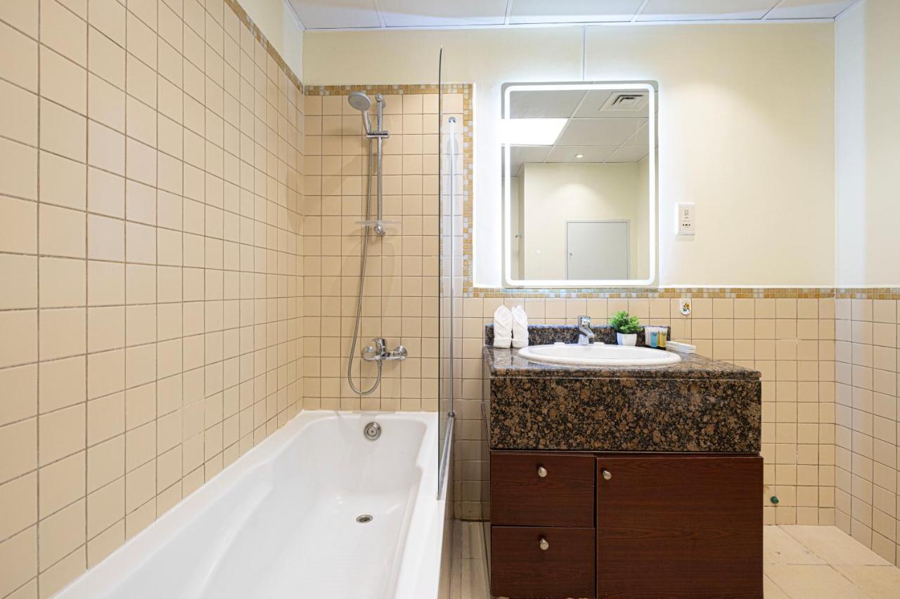 Chic JBR Apartment Beach Walk Dining Nightlife - Murjan 902 - 3