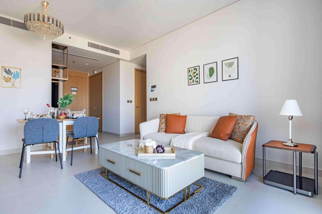 Frank Porter - Vida Dubai Mall - 4