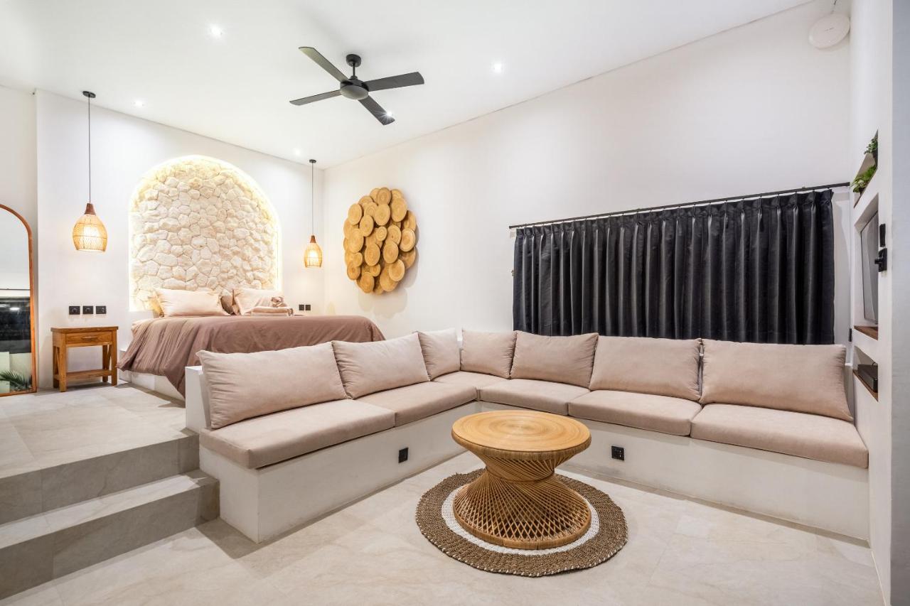 Boho Lux Tropical Retreat Designer Villas by Velora Bingin - 4