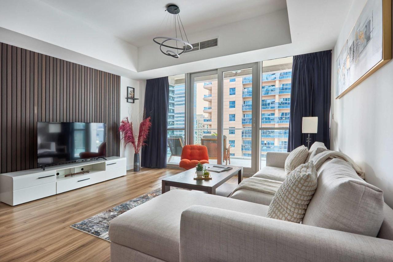 Frank Porter - Damac Waves Tower, Dubai Marina - 2