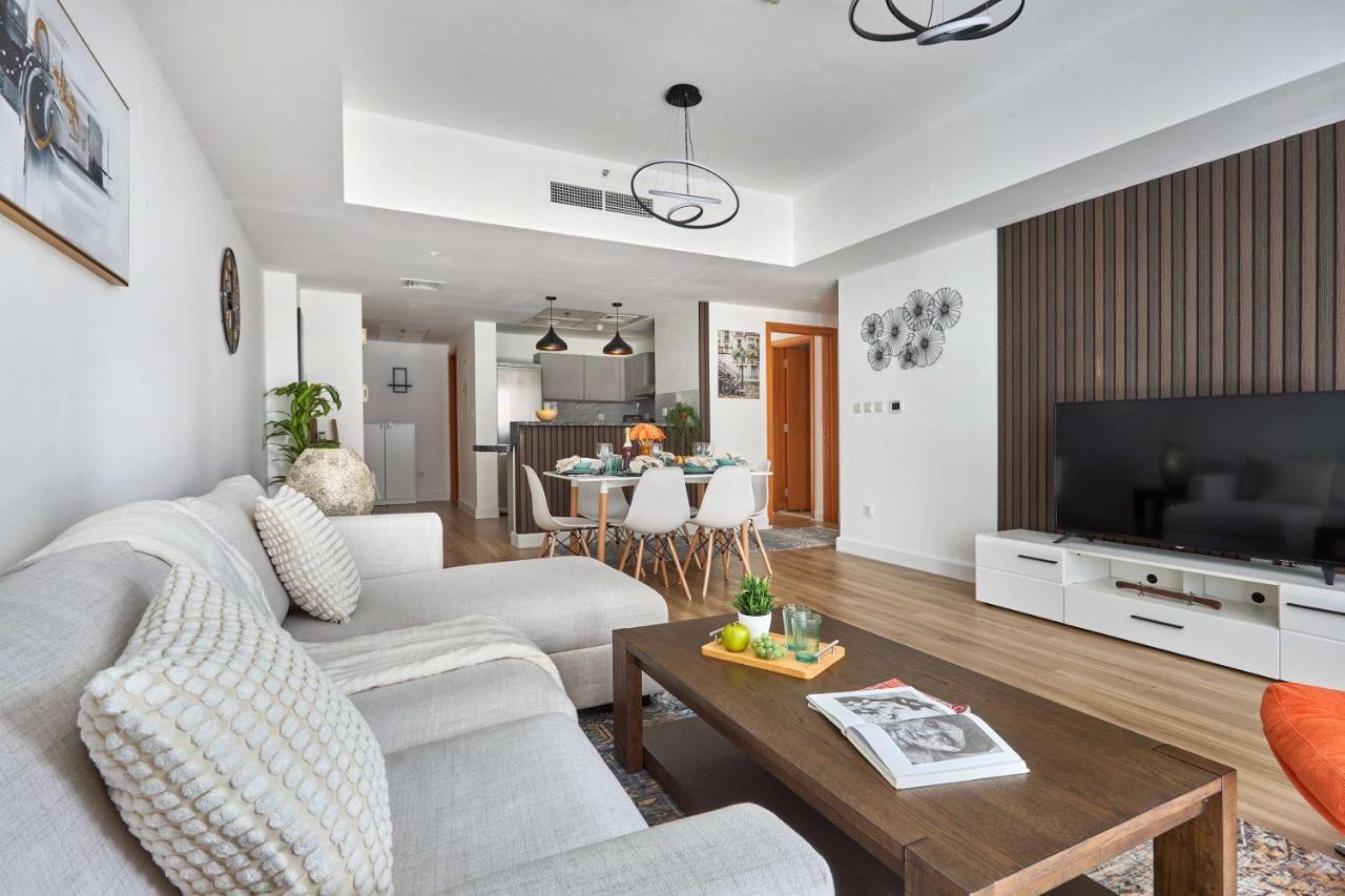 Frank Porter - Damac Waves Tower, Dubai Marina - 3