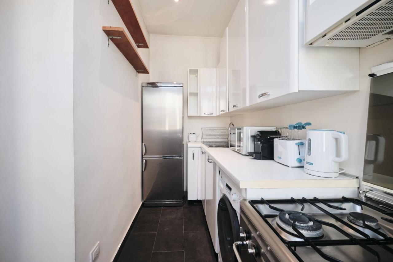 5 minutes from the Colosseo - Free Wi-Fi & Netflix - 5