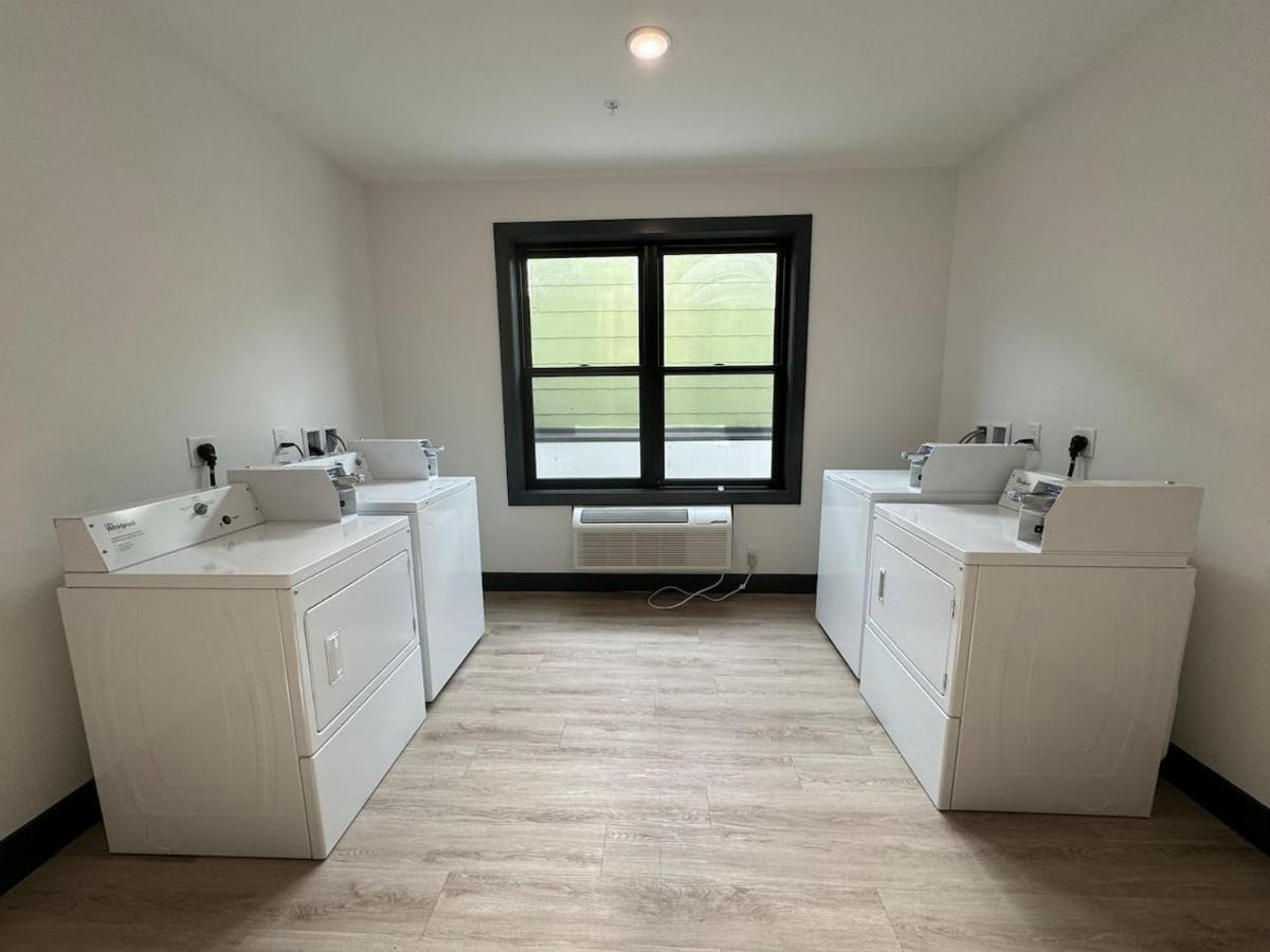 Spacious Apt 15 mins to NYC with Free Indoor Parking - 3