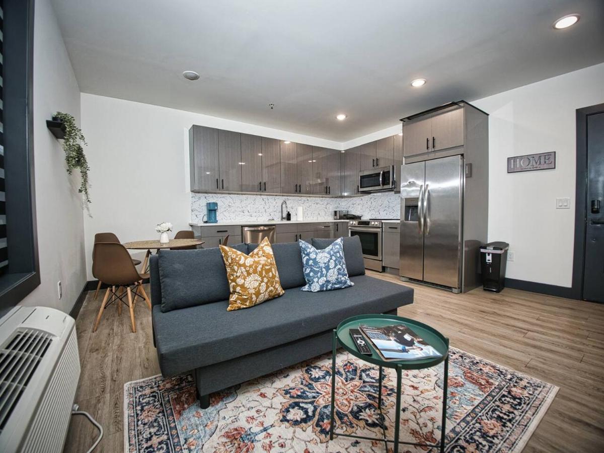 Excellent Location-20 Minutes to NYC-Free Parking - 4