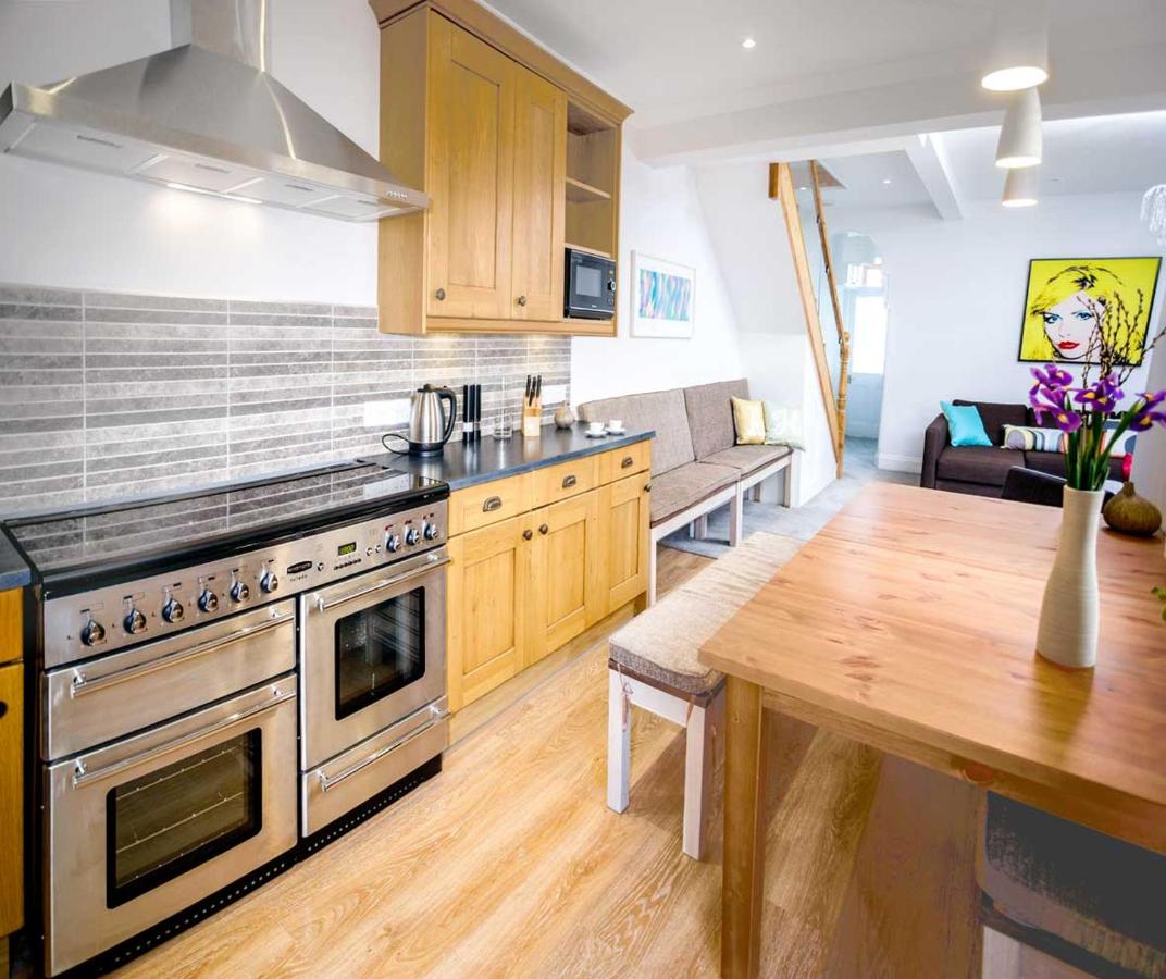 Stylish Central Bath House with five bedrooms - 2
