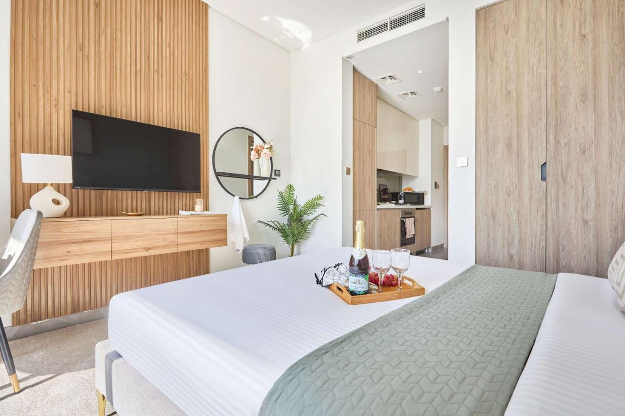 Frank Porter - Peninsula One - 4