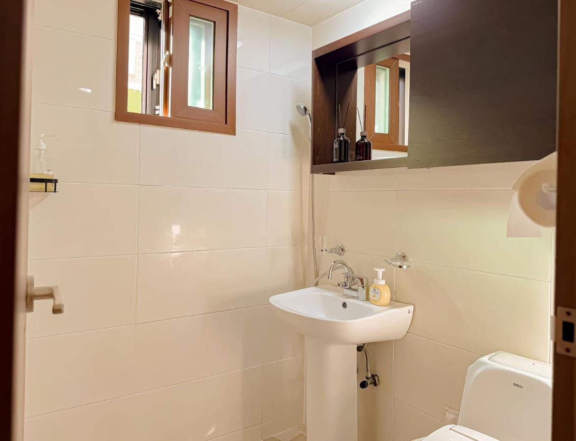 One Minute Stay KU - 3