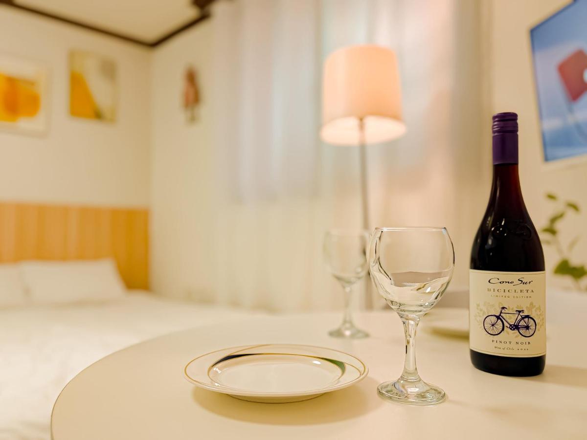 One Minute Stay KU - 5