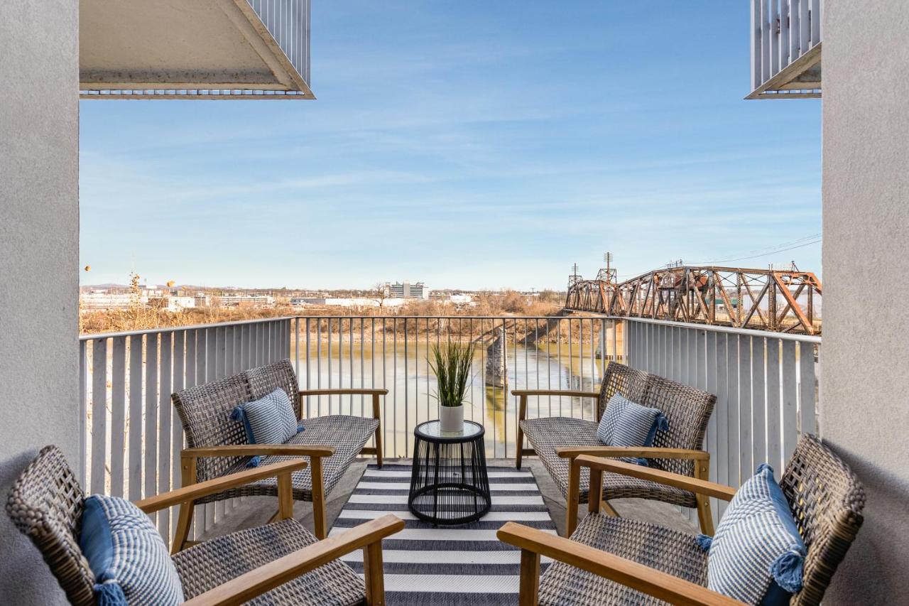 Upscale Riverview Condo with Garage plus Walk to Downtown - 3