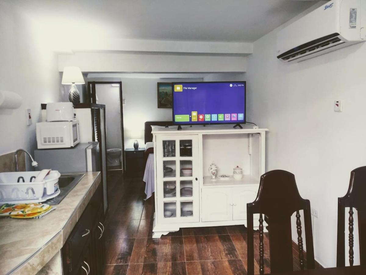 Cozy 5 of 5 Apartment in the Heart of Ocho Rios - 4