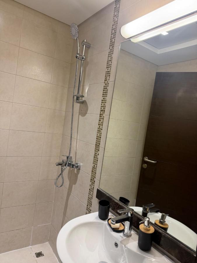 Modern 1BR private parking near Cleveland hospital - 4