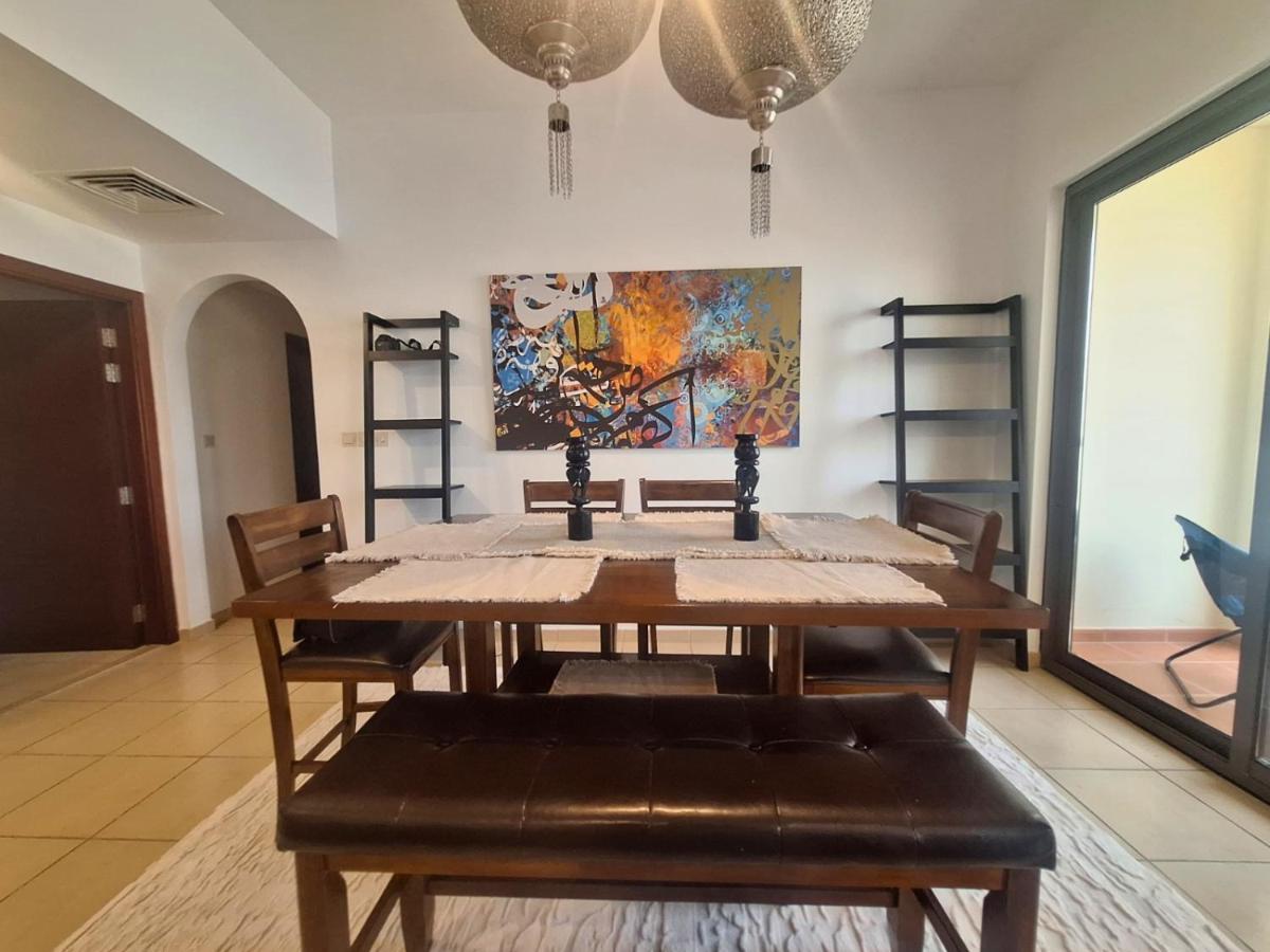 JBR Premium Shared Hostel with Sea View - 4