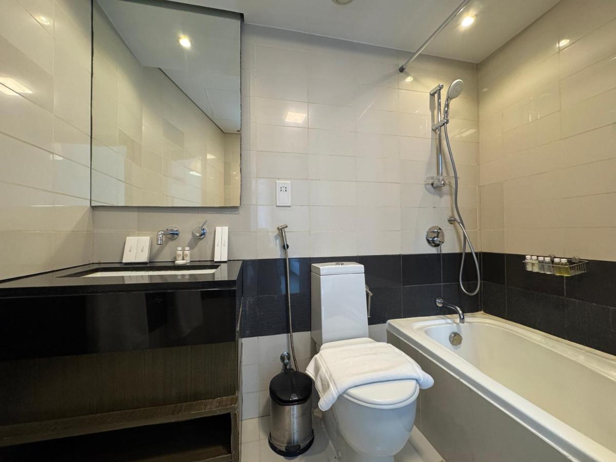 Kensington 1BR at The Lofts East Downtown - 3