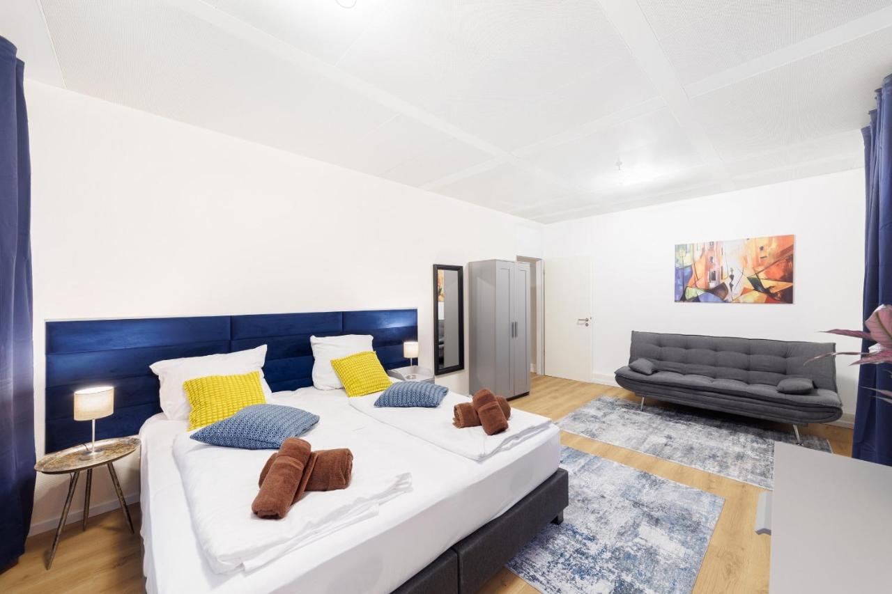 BIG New 7Rooms City Center APARTMENTS and Suites - 2