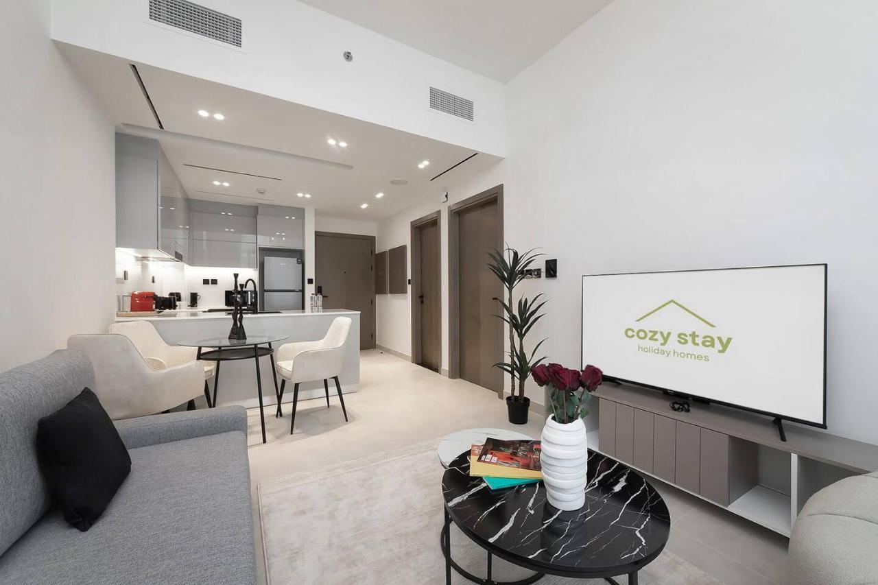 Cozy 1BR apartment Binghatti Canal Business Bay - 5