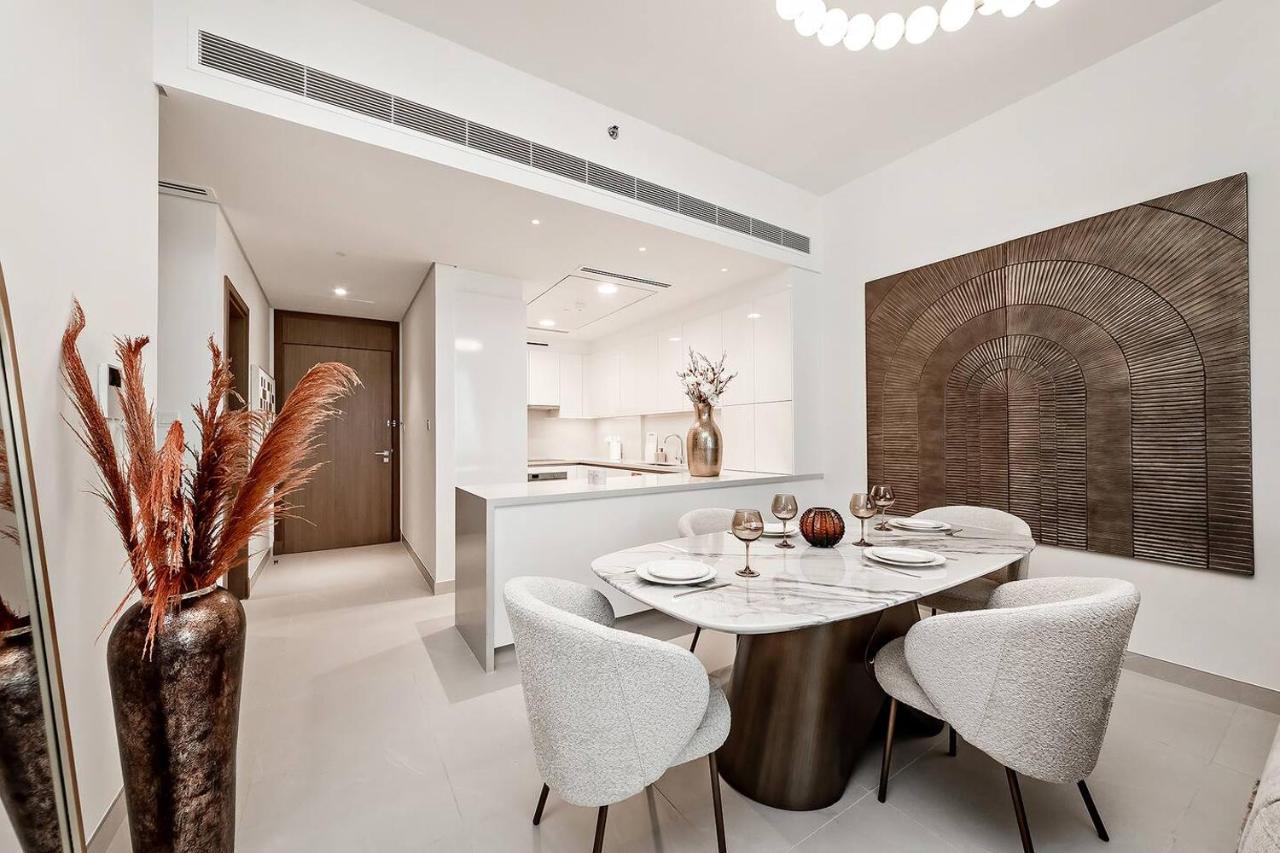 Luxury 2BR Apartment Burj Khalifa View in Al Safa - 5