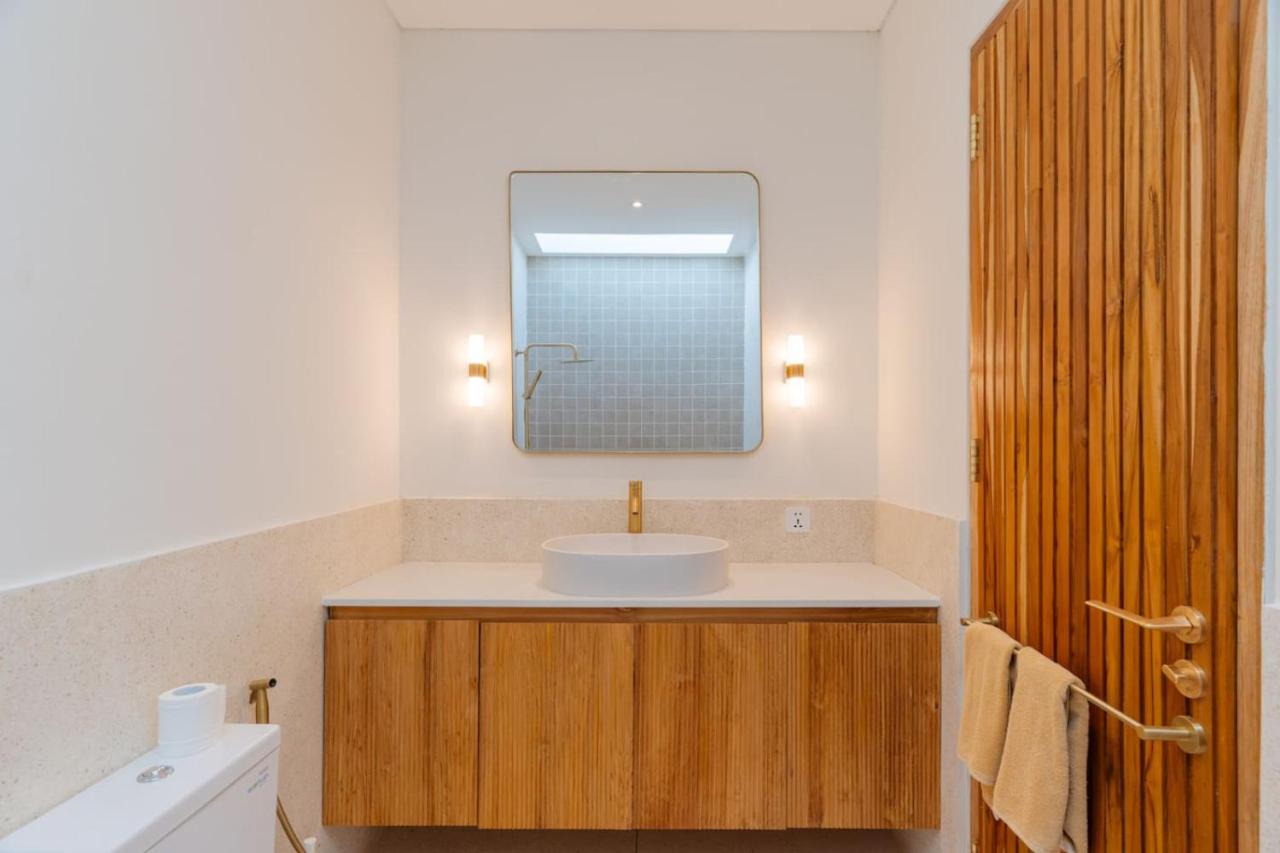 Stylish 2BR Villa Private Pool Pererenan - 3