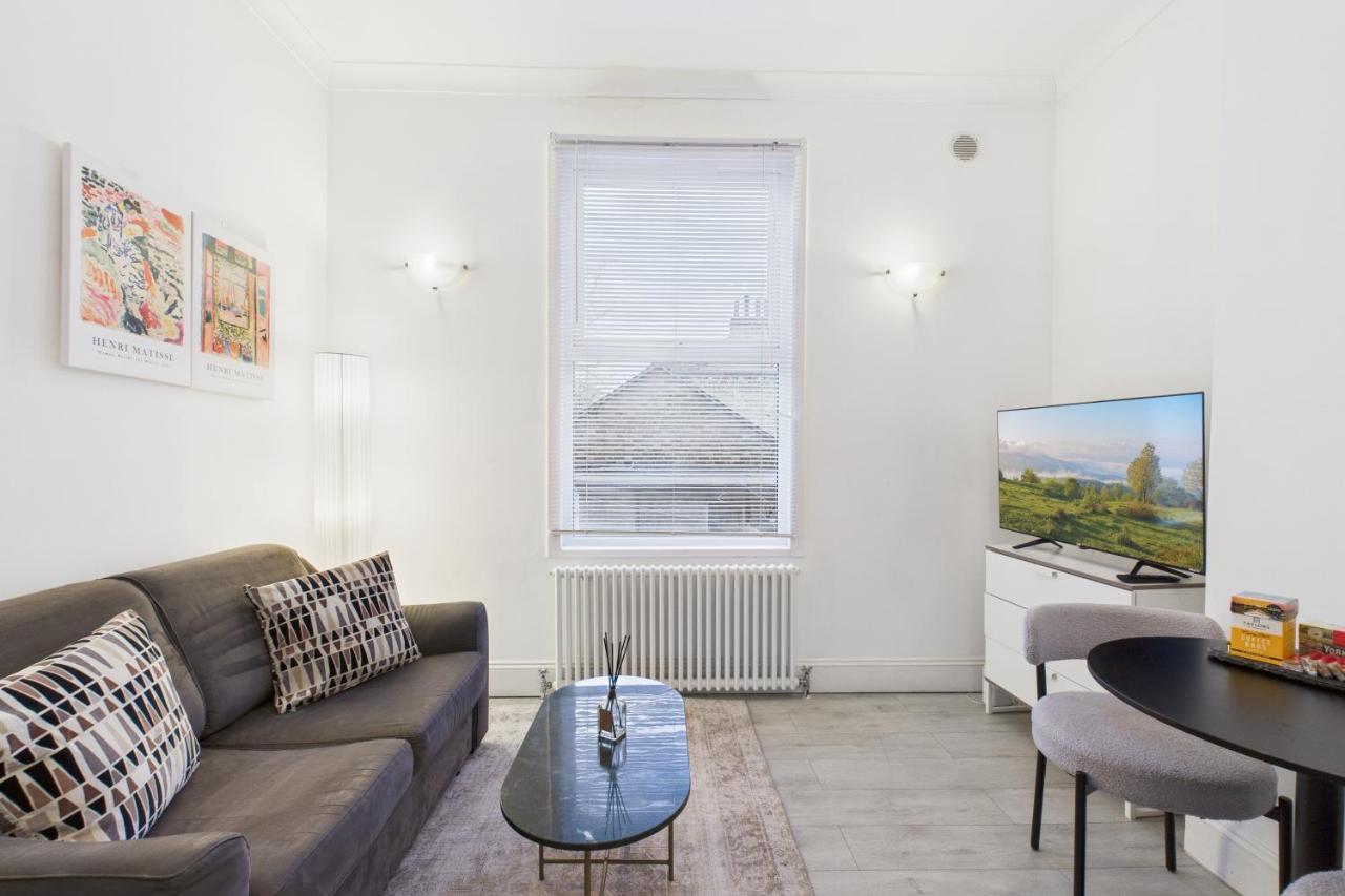 1 Bed Apartment London Stratford, ABBA Arena & Olympic Park - 5