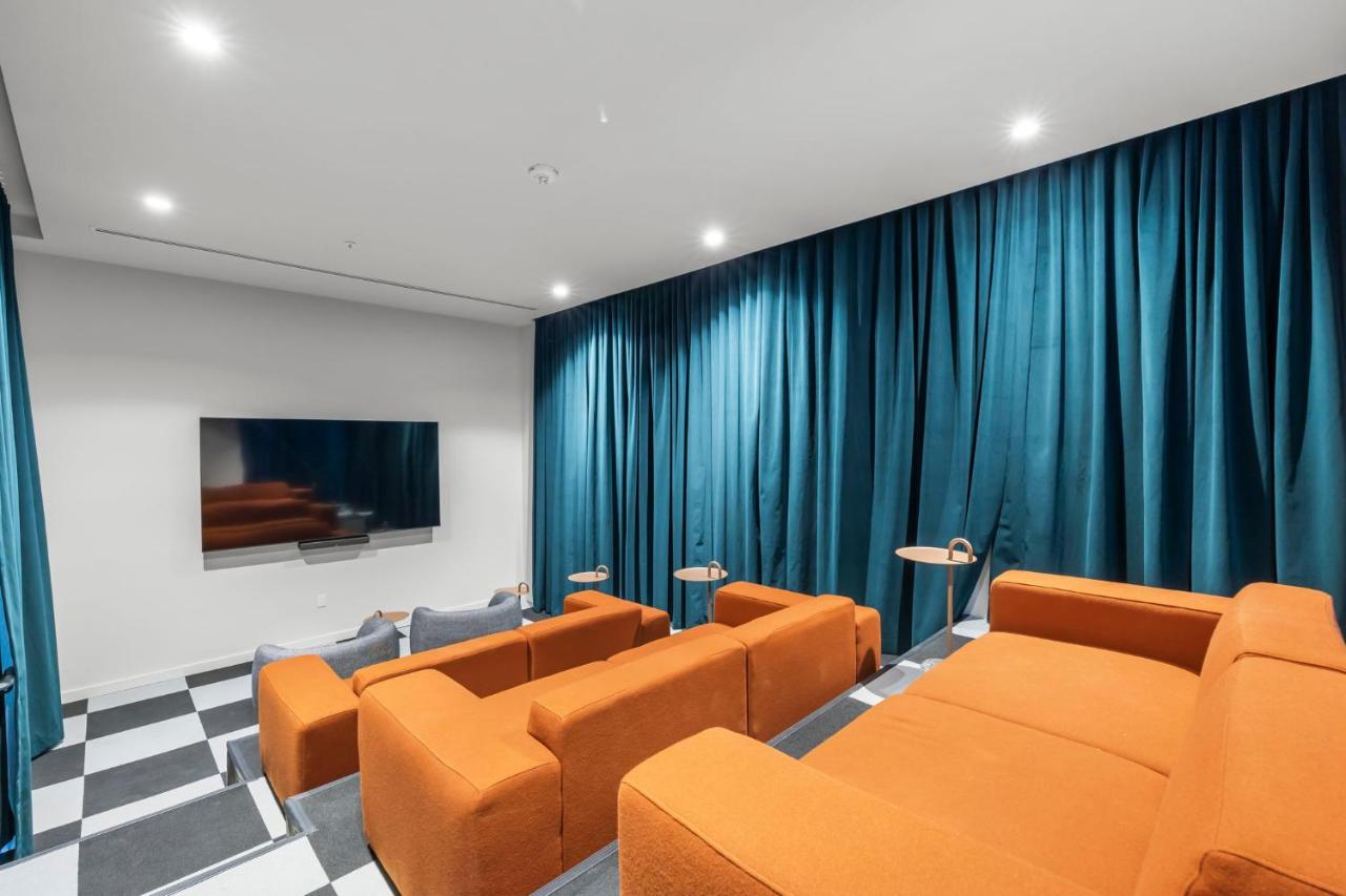 Elegant Condo at Crosby Miami Worldcenter W Rooftop Pool & Fitness Center - 5