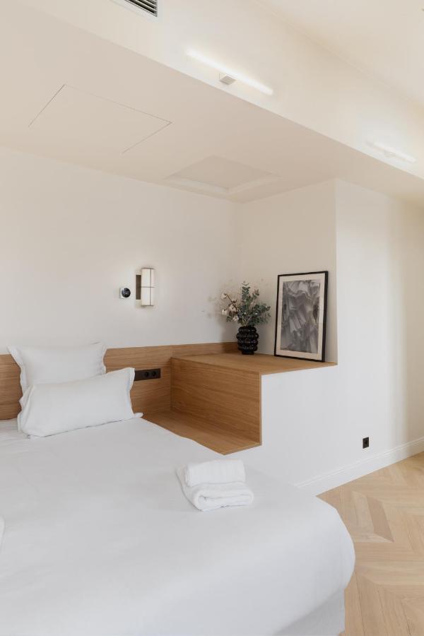 Nid Sous les Toits, Studio Proche Louvre