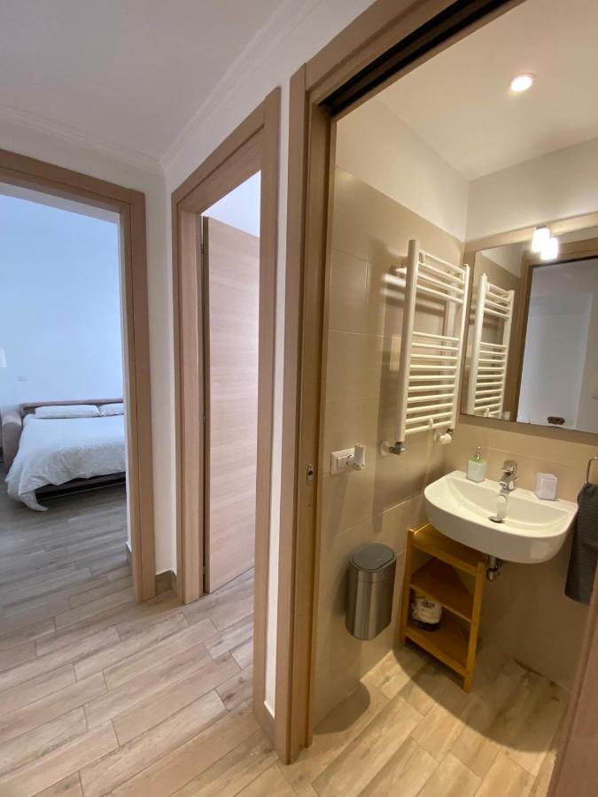 Dimora Vaticano Rome Apartments - 3