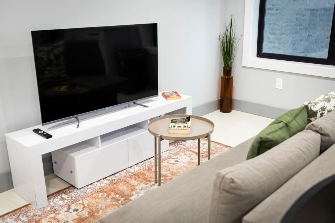 Bright Apartment with Free Parking Near NYC - 5