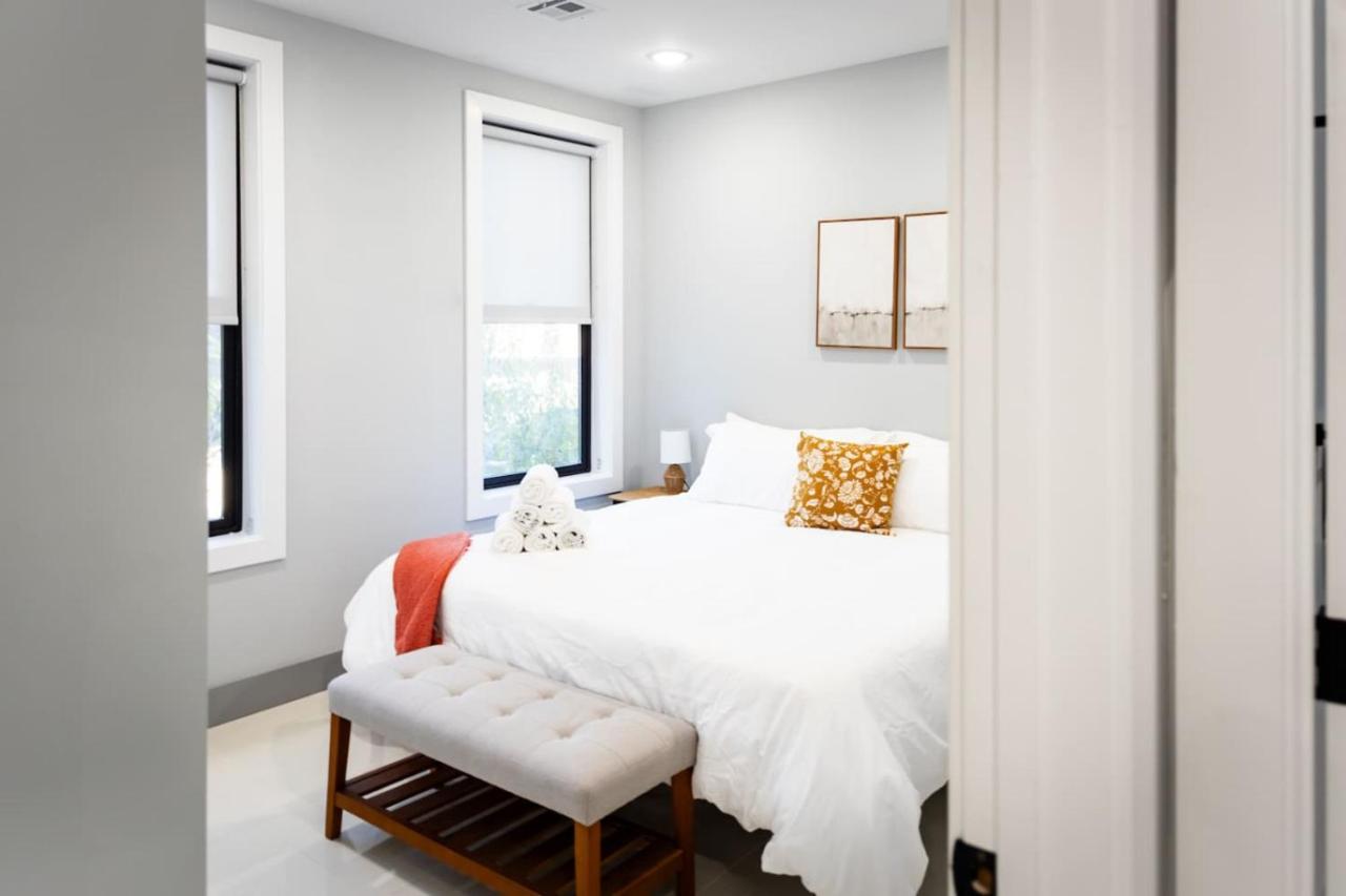 Bright Apartment with Free Parking Near NYC - 2