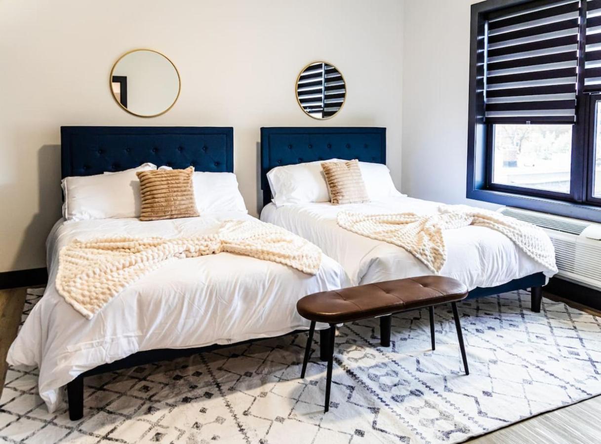 Two Bedrooms with Free Parking Near NYC - 2