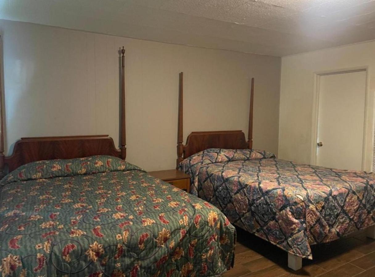 Oak Motel — photo 19
