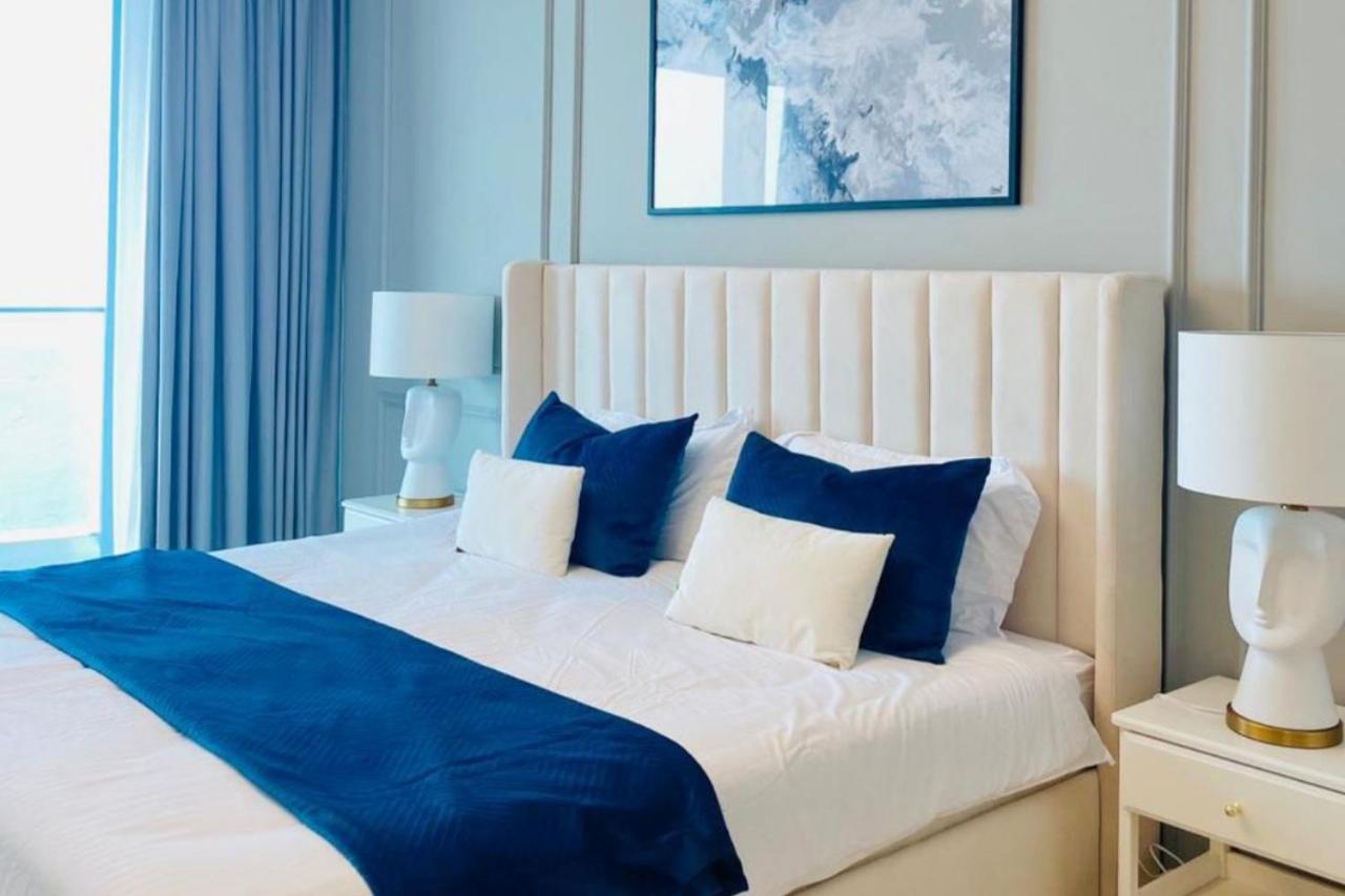 ADDRESS BEACH RESORT Residence Luxury Sea and Palm View DXB AIRPORT VIP Shuttle option for 6pax