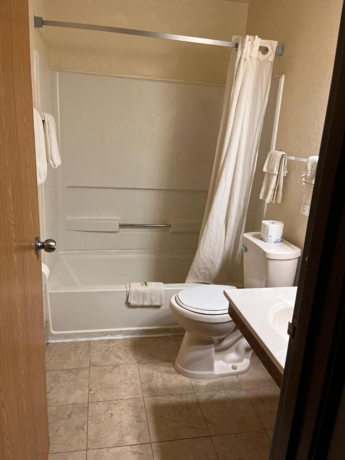 Tri-County Motel — photo 17