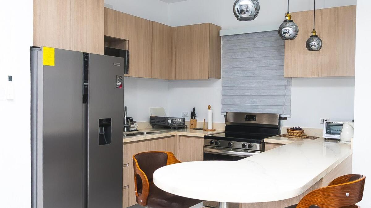 Kingston Penthouse with Pool and Mountain View - 5