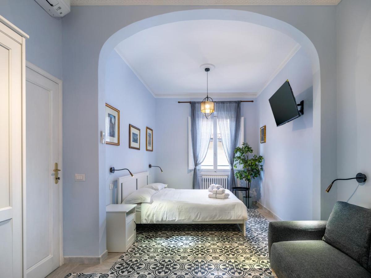Uffizi Gallery Central Spacious 3BR Apartment