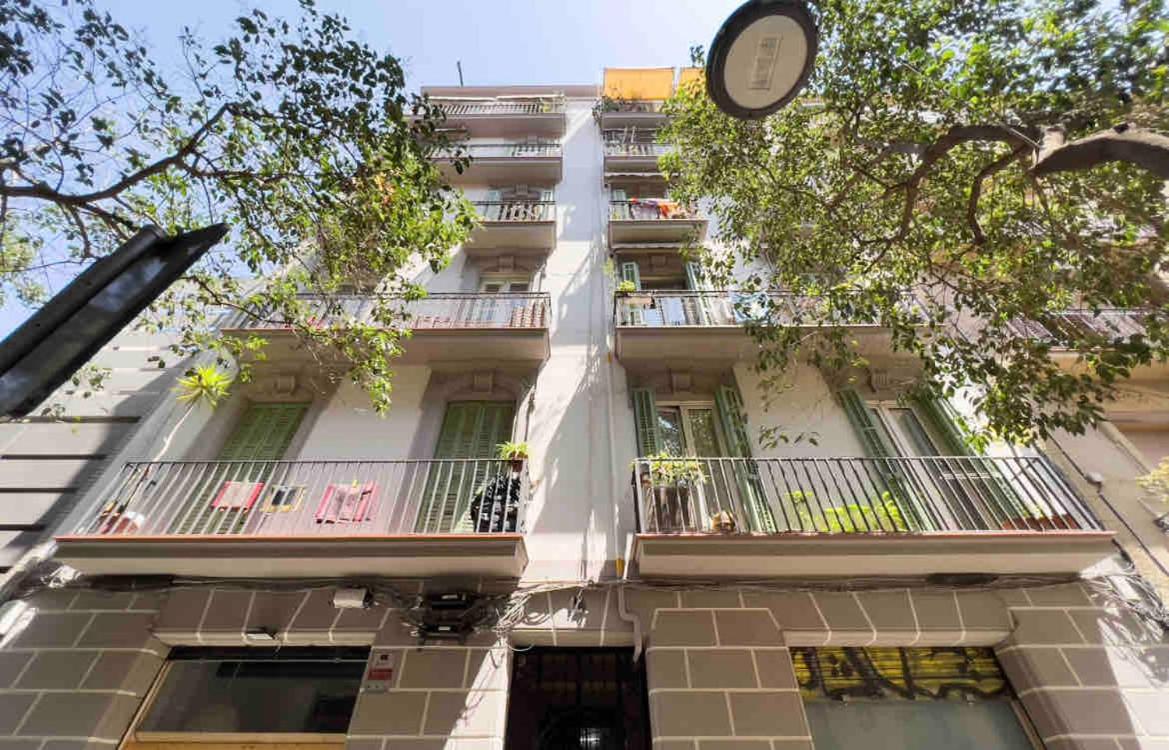 Central apartment in Barcelona - 5