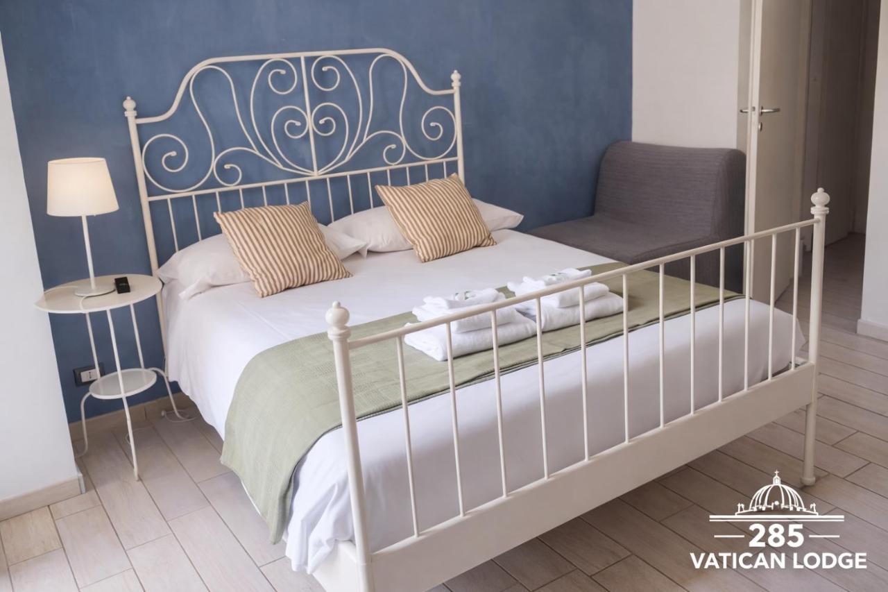 285 Vatican Lodge - 5