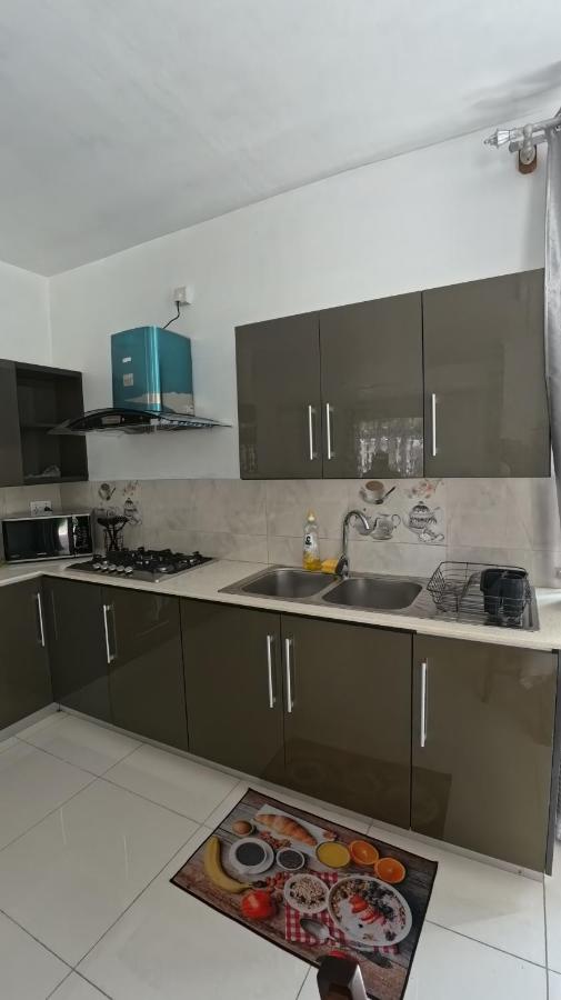 Private Apartment 3 Rooms 4 beds - 5