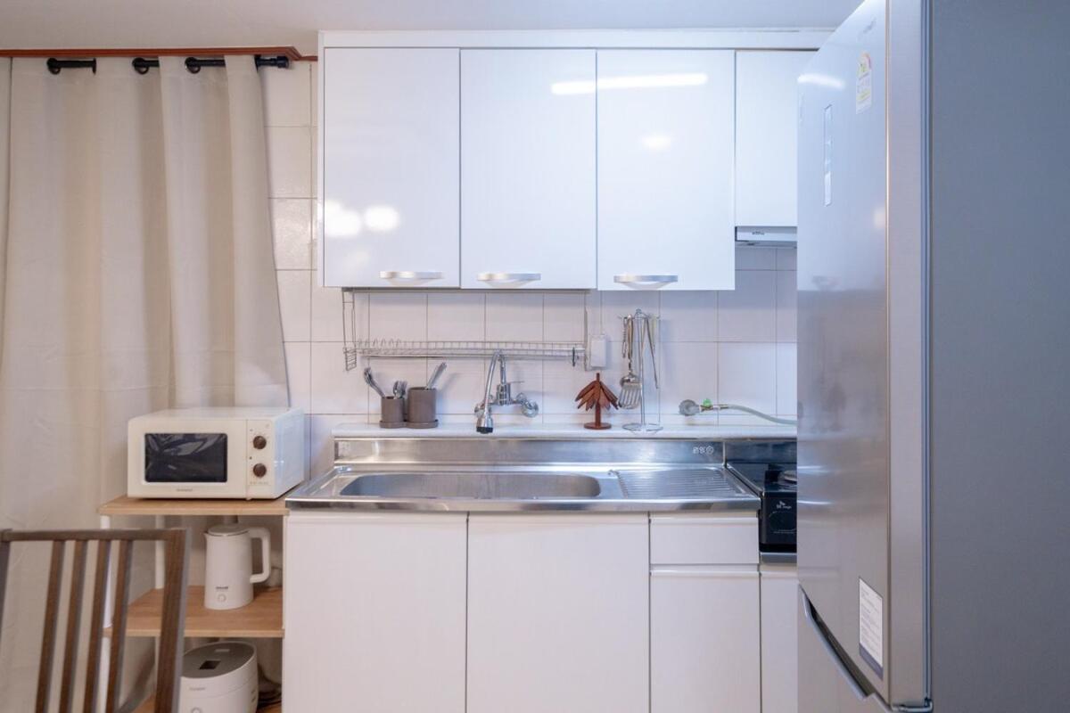 JIN Stay Gangnam - 2