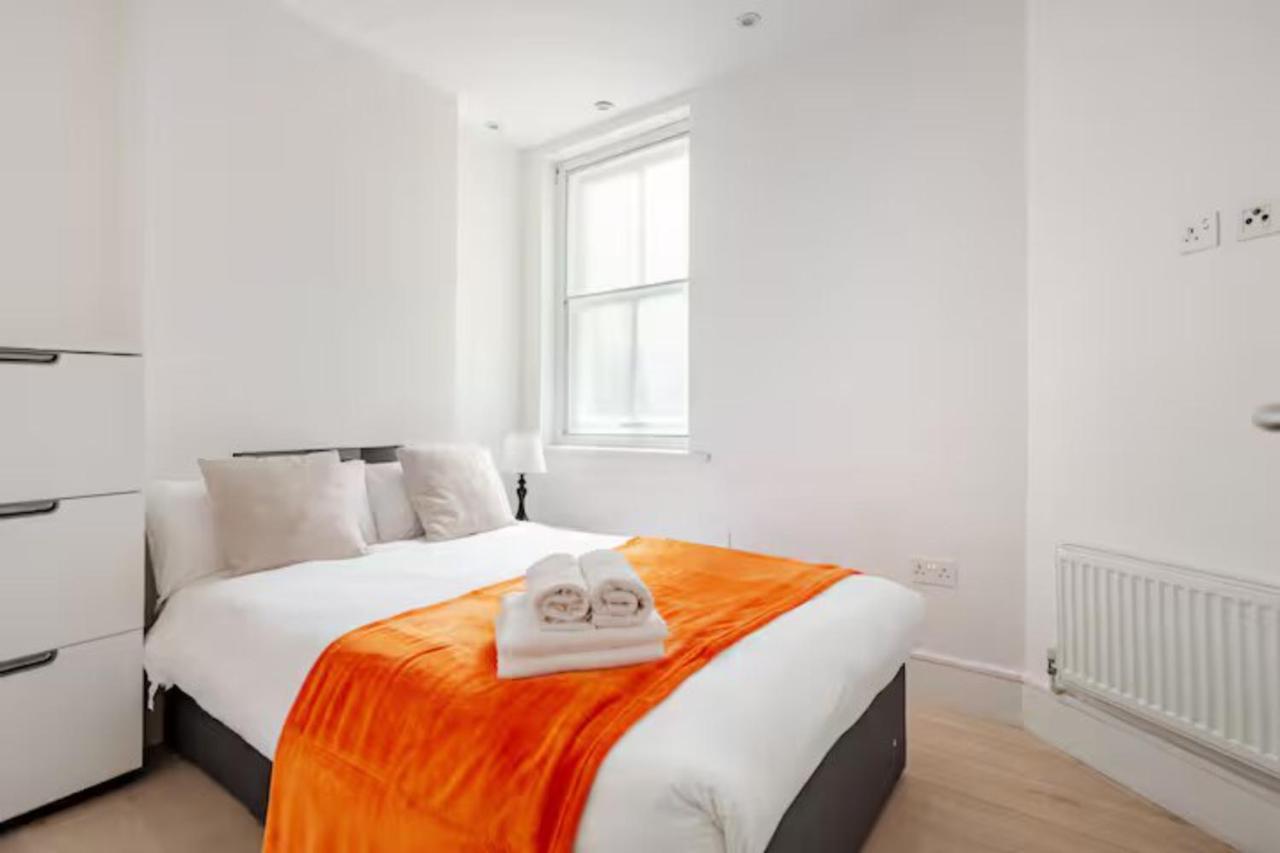 Spacious & Friendly 3-Bed Flat next to Oxford St - 2