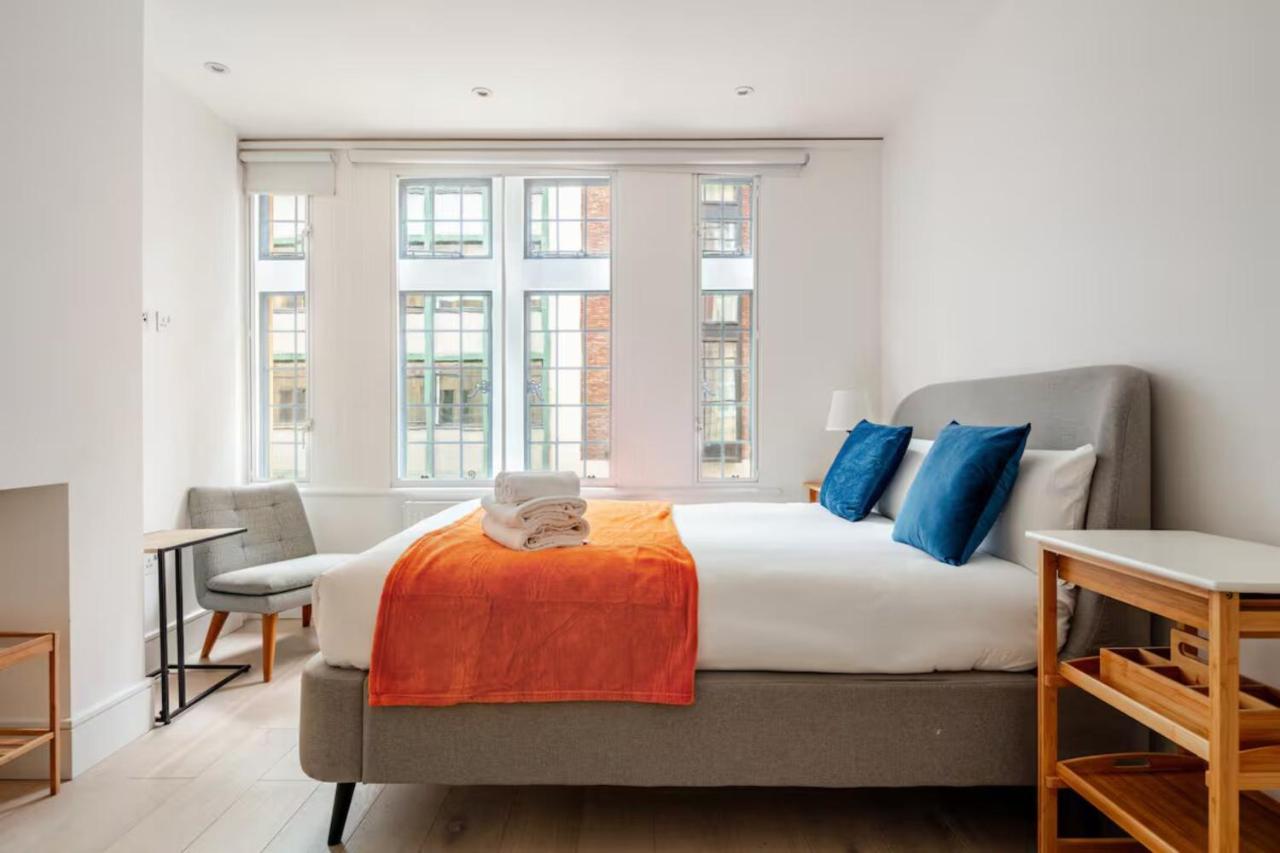 Spacious & Friendly 3-Bed Flat next to Oxford St