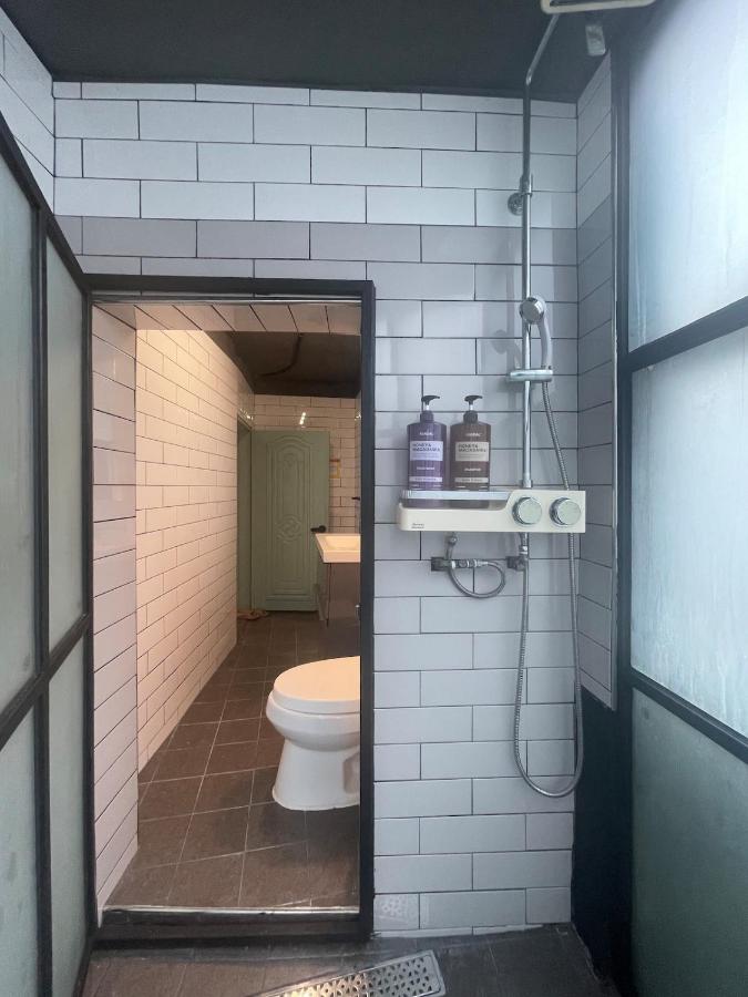 Wa-U Stay Seoul Hongdae - 5