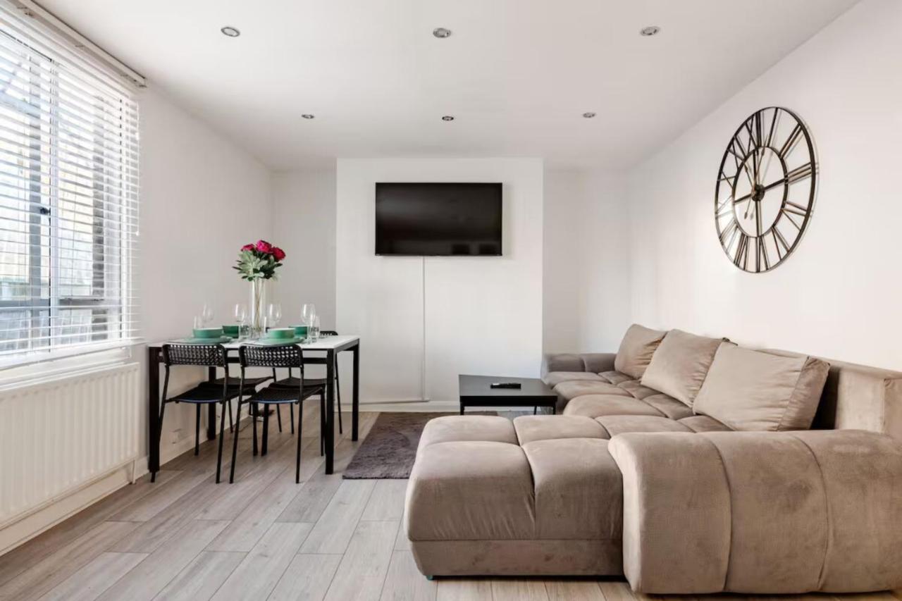 Kings Cross 3BD Flat - 5