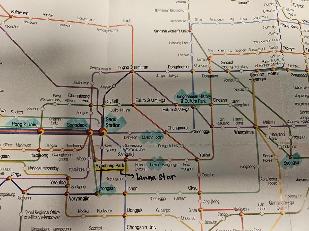 BINNA STAR- cozy princess canopy & breakfast& projector - 4