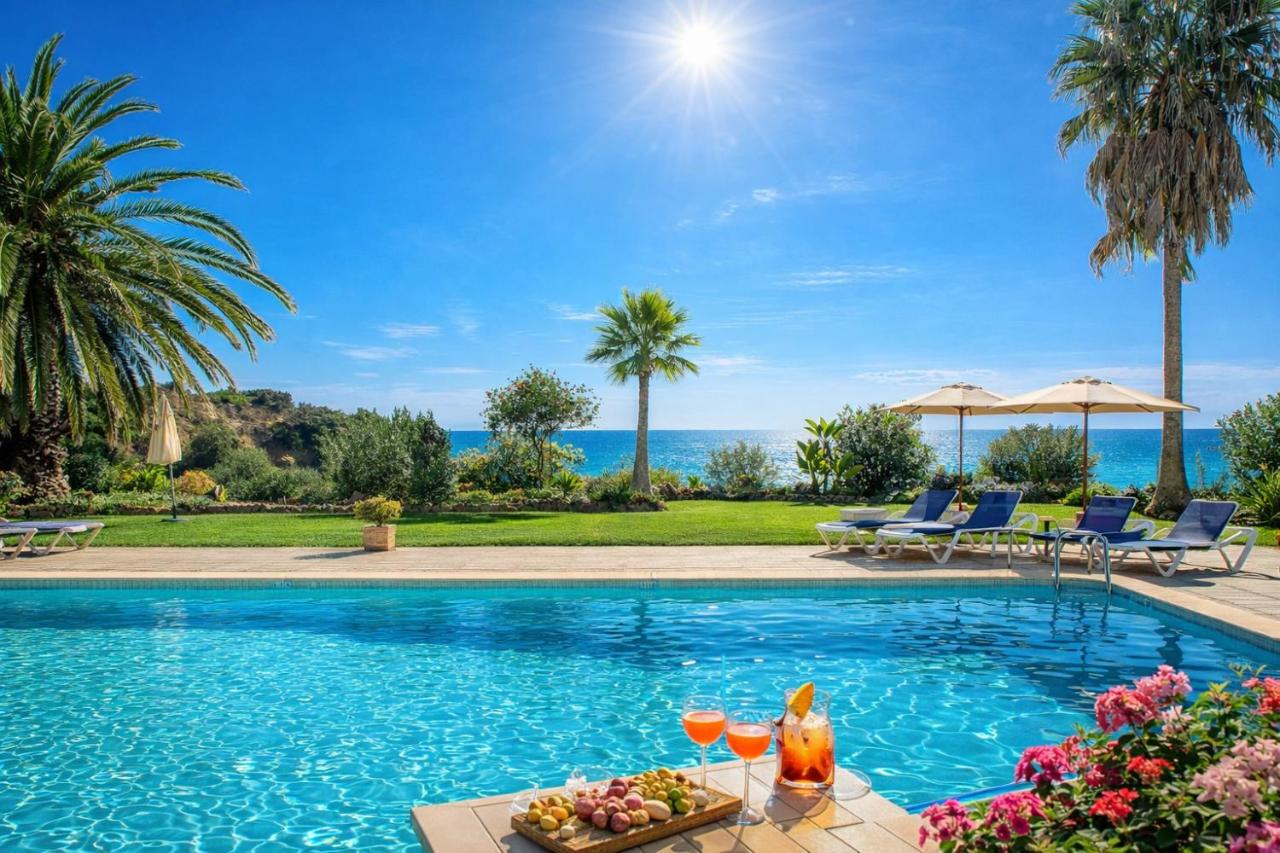 Ocean Bliss - Panoramic Sea View - 20m to Beach - 2 Swimming Pools - Private Parking - 5