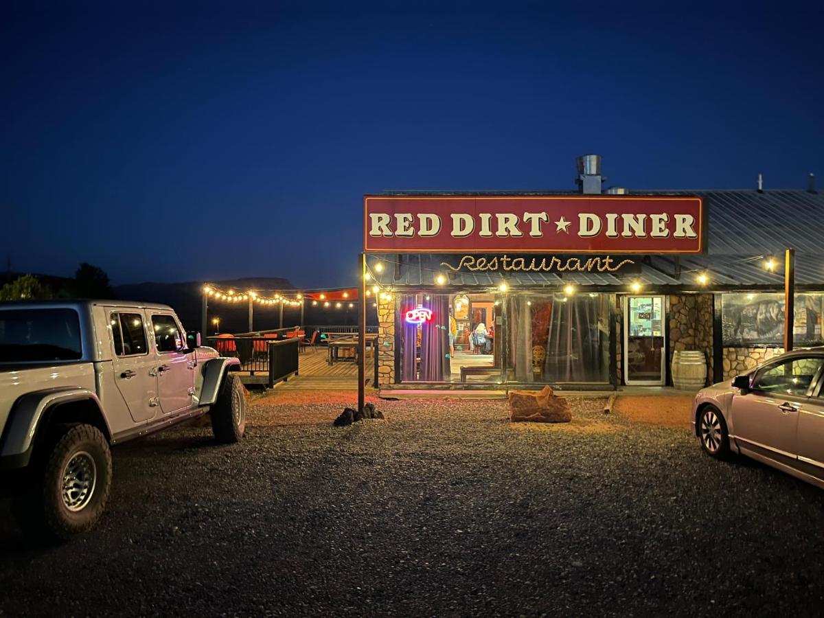 The Riverside Ranch Motel and RV Park Southern Utah — photo 8