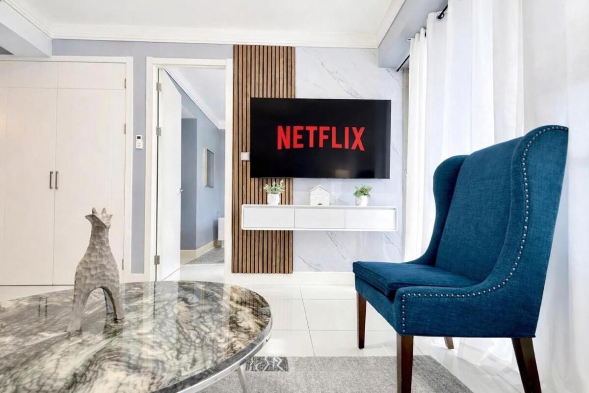 Paradise Haven at 20 South Ave Roof top pool