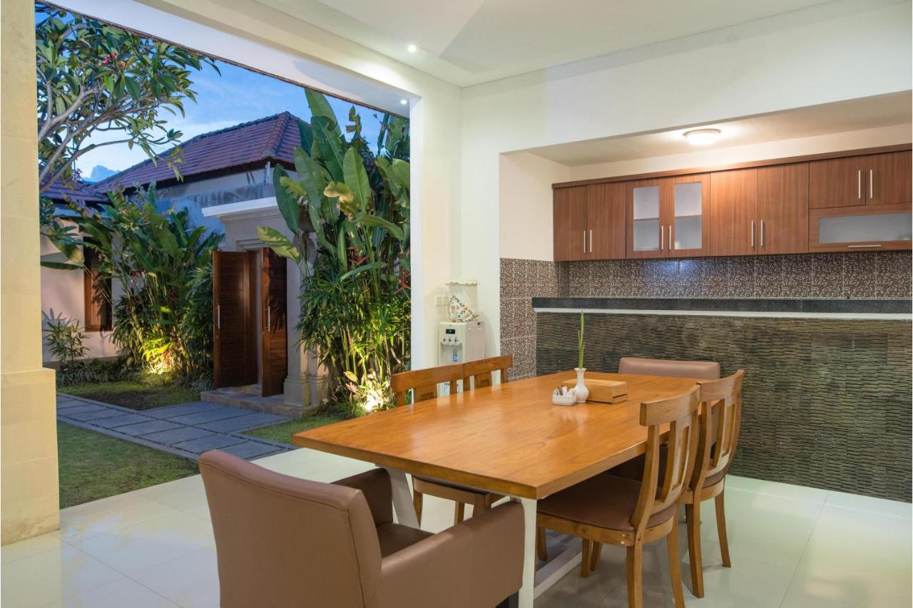 Kubu Manggala Villas Seminyak - 5